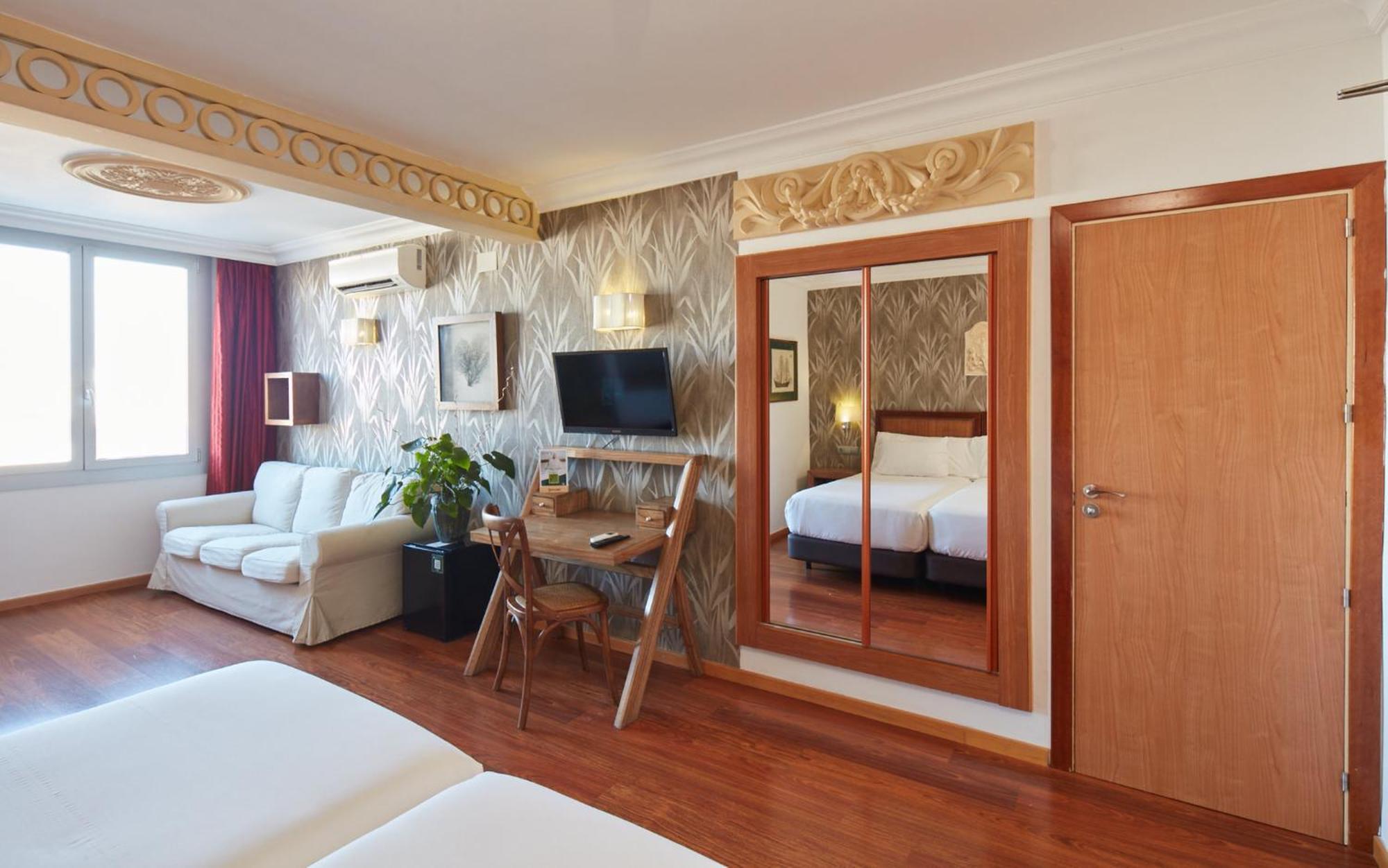 Sercotel Hotel President フィゲラス エクステリア 写真