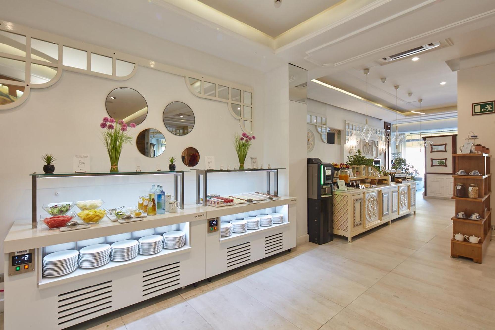 Sercotel Hotel President フィゲラス エクステリア 写真