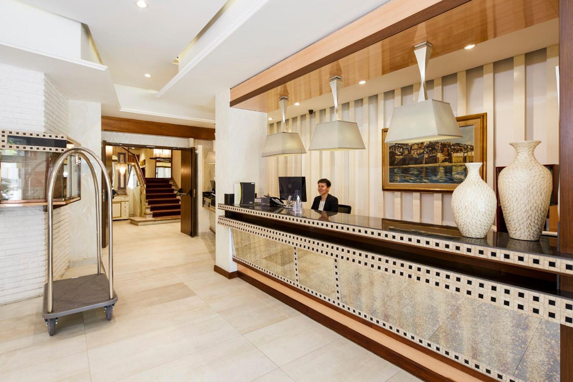 Sercotel Hotel President フィゲラス エクステリア 写真